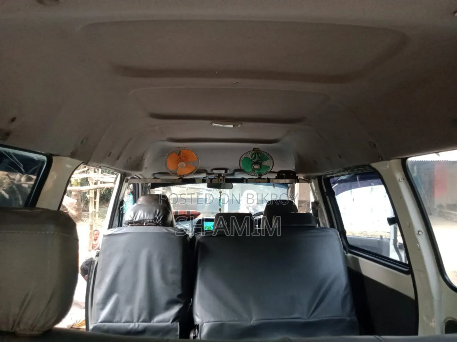 Toyota Noah 2002 White