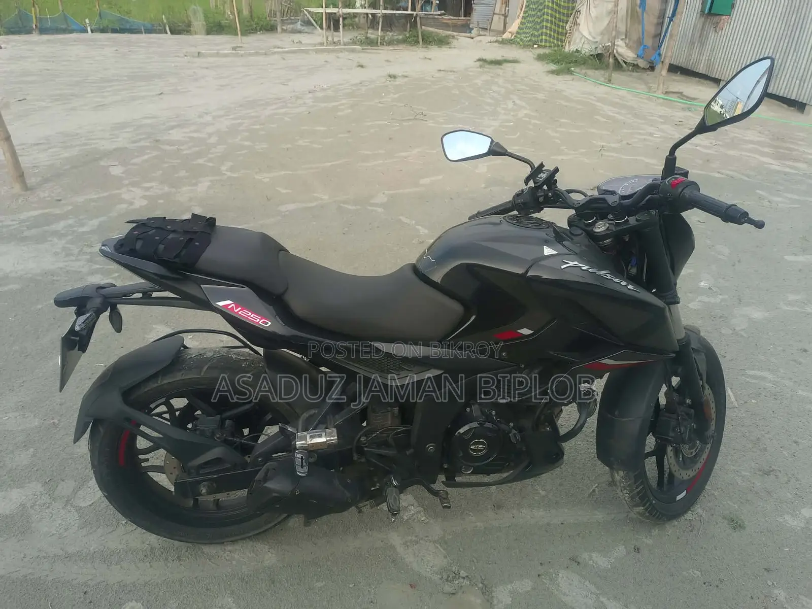 Bajaj Pulsar N250 2024 Black