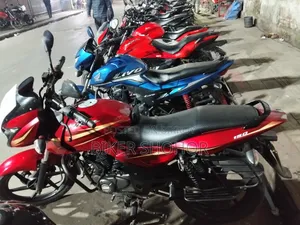 বাজাজ পালসার ১৫০ ২০১৯ লাল