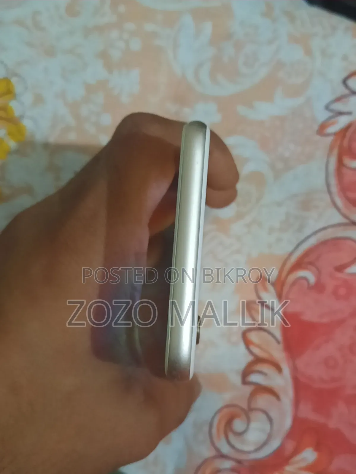 Apple iPhone 6s 64 GB Rose Gold