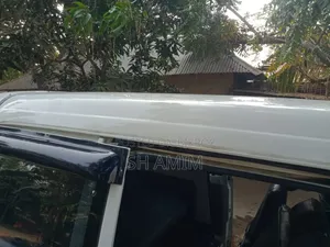 Toyota HiAce 1998 White