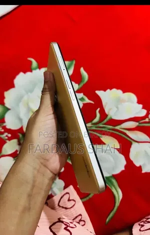 Oppo F23 256 GB Gold