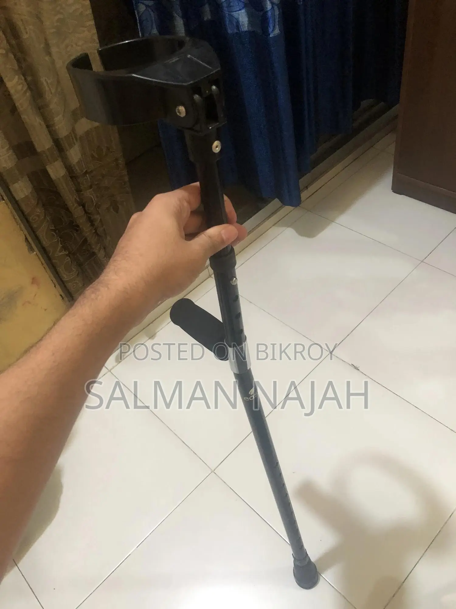 Hand Crutch