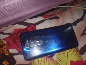 মোবাইল ফোন ১২৮ জিবি