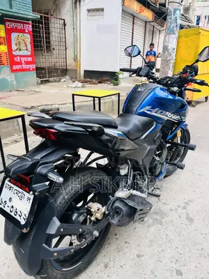 Honda Hornet 2024 Blue