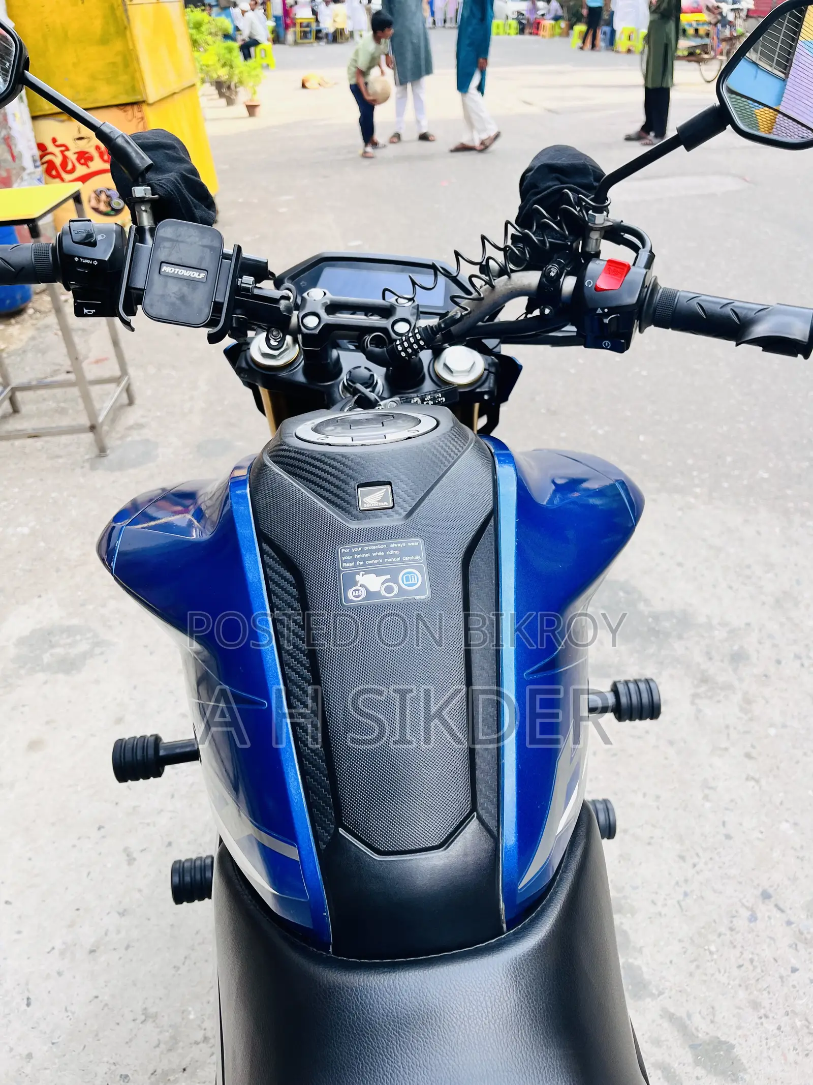 Honda Hornet 2024 Blue
