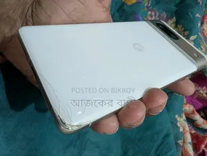 EL 8 GB White