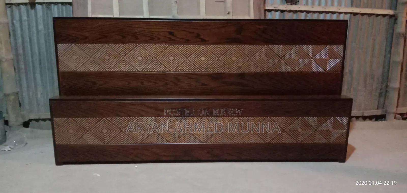 Az Furniture
