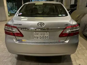 Toyota Premio 2013 Silver