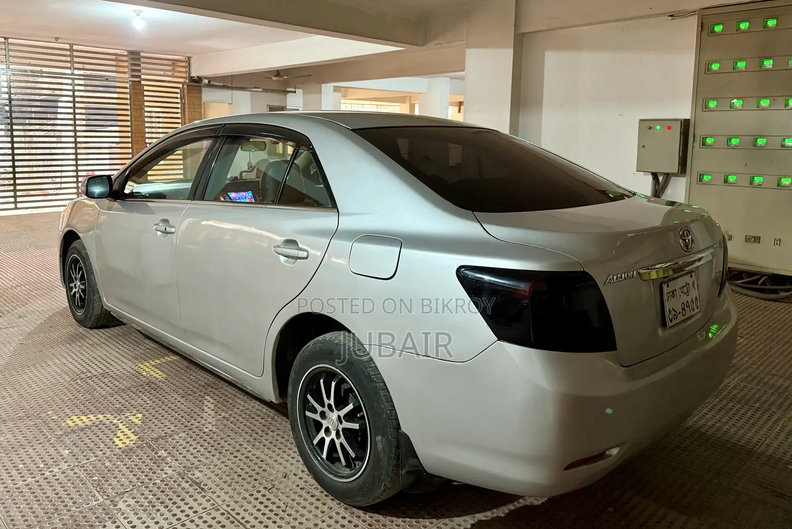 Toyota Allion 2010 Silver