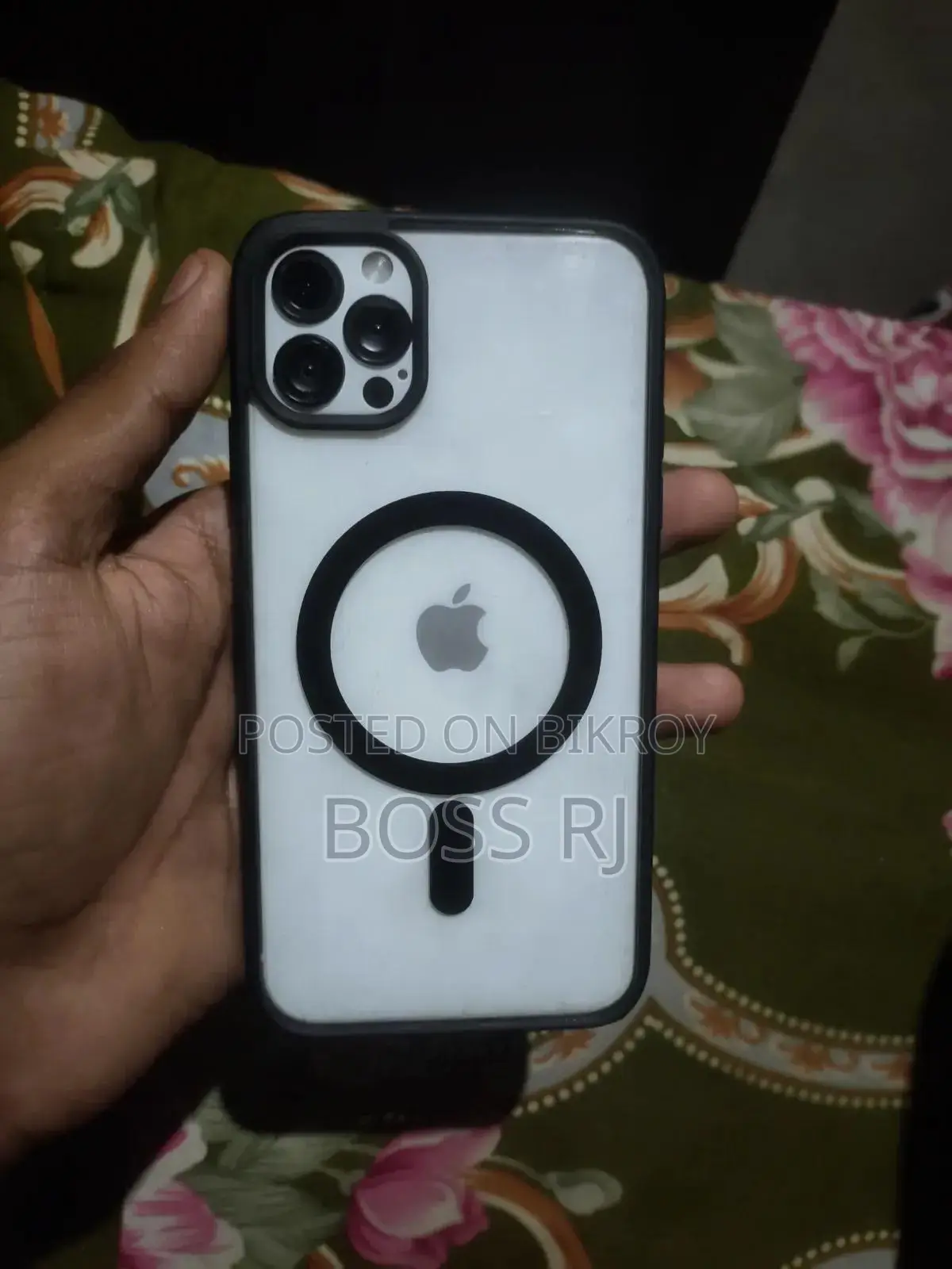 অ্যাপল আইফোন এক্সআর ১২৮ জিবি সাদা