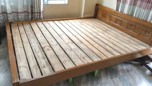 Selling 6.5 ft by 8 ft Solid Wood Bed