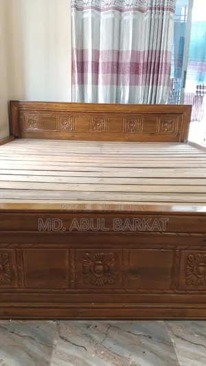 Selling 6.5 ft by 8 ft Solid Wood Bed