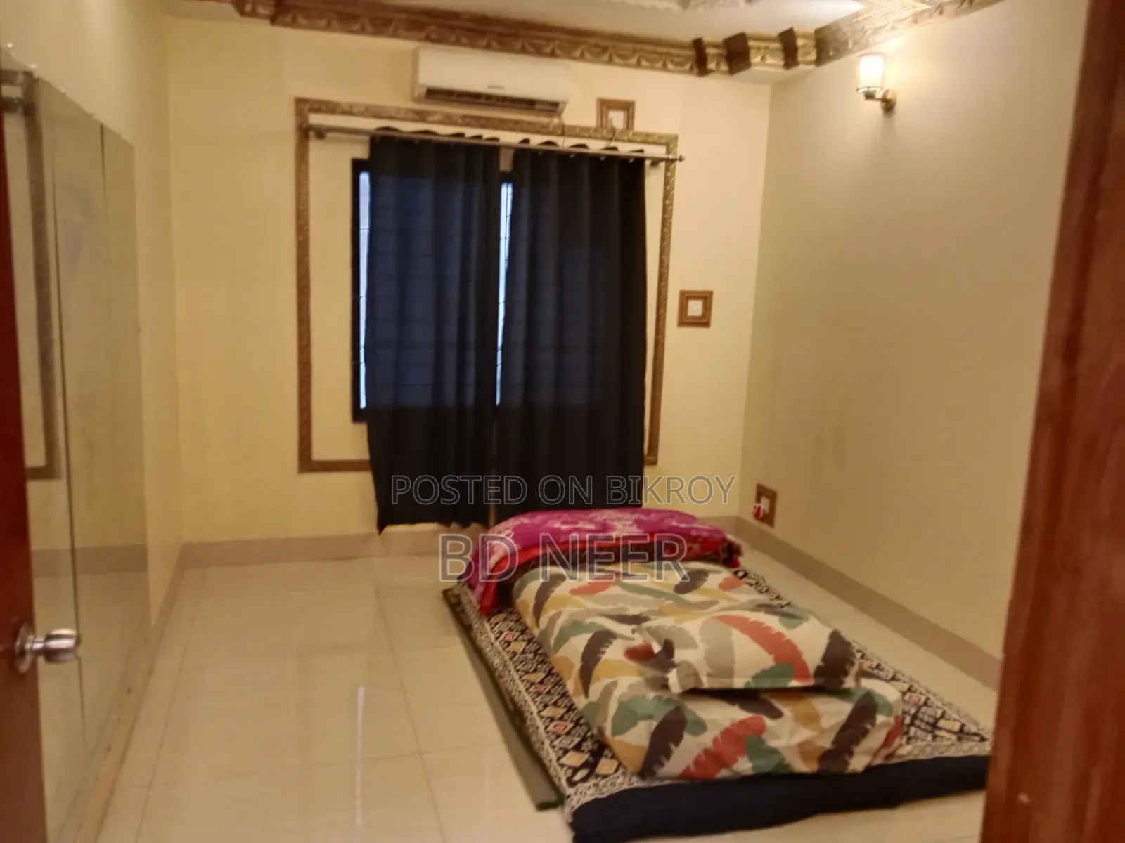গুলশানে ফার্নিশড ৩ বেডরুমের অ্যাপার্টমেন্ট ভাড়ার জন্য