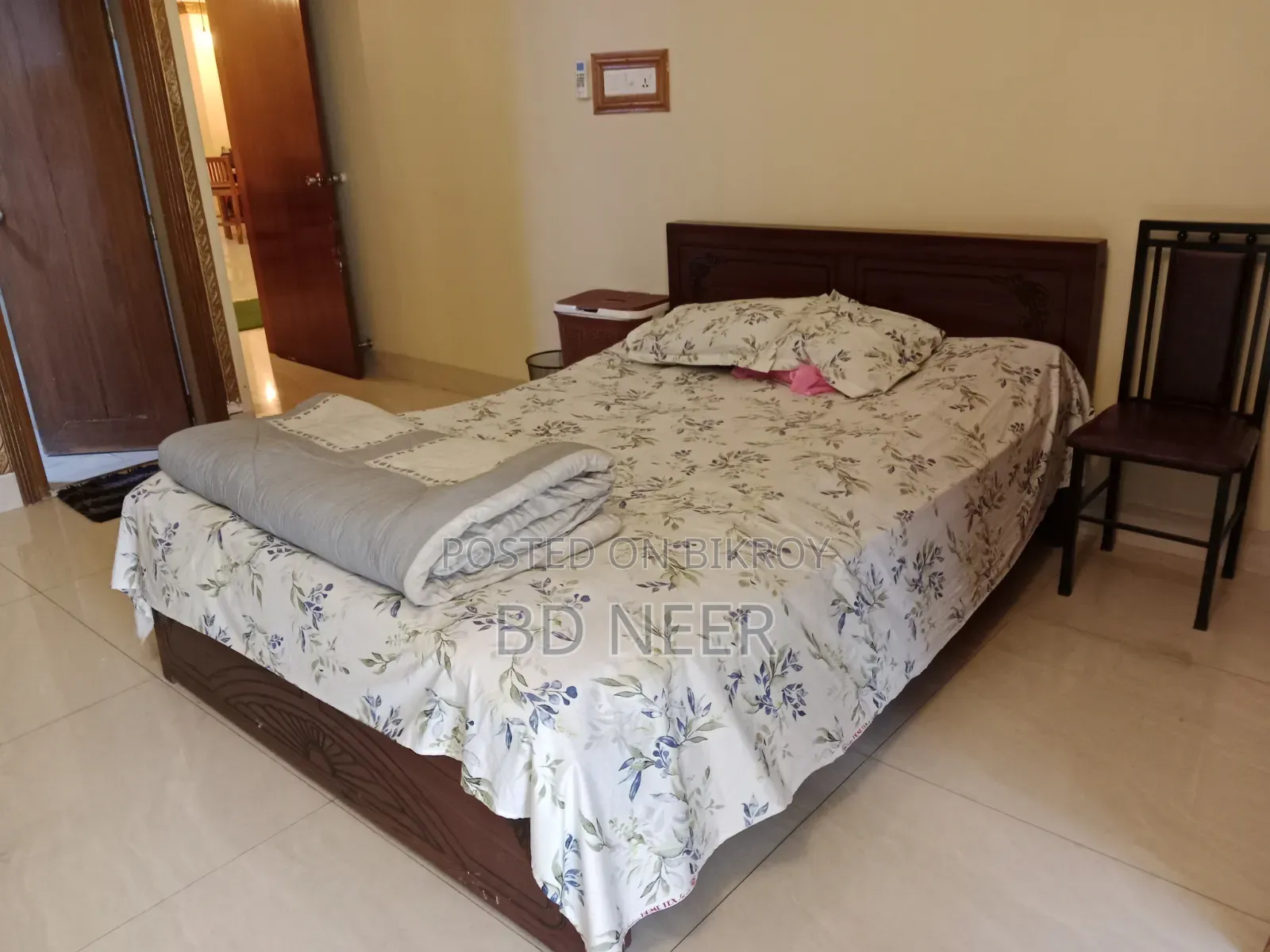 গুলশানে ফার্নিশড ৩ বেডরুমের অ্যাপার্টমেন্ট ভাড়ার জন্য