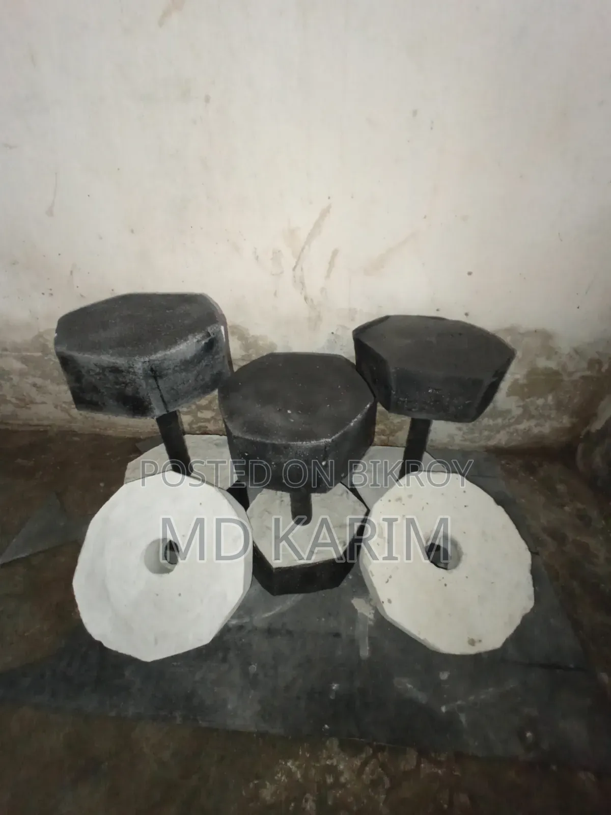 Dumble, Plate