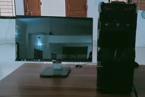 Gigabyte GA-H110MSTX-HD3-ZK 8GB Intel Core I5 HDD+SSD 512GB