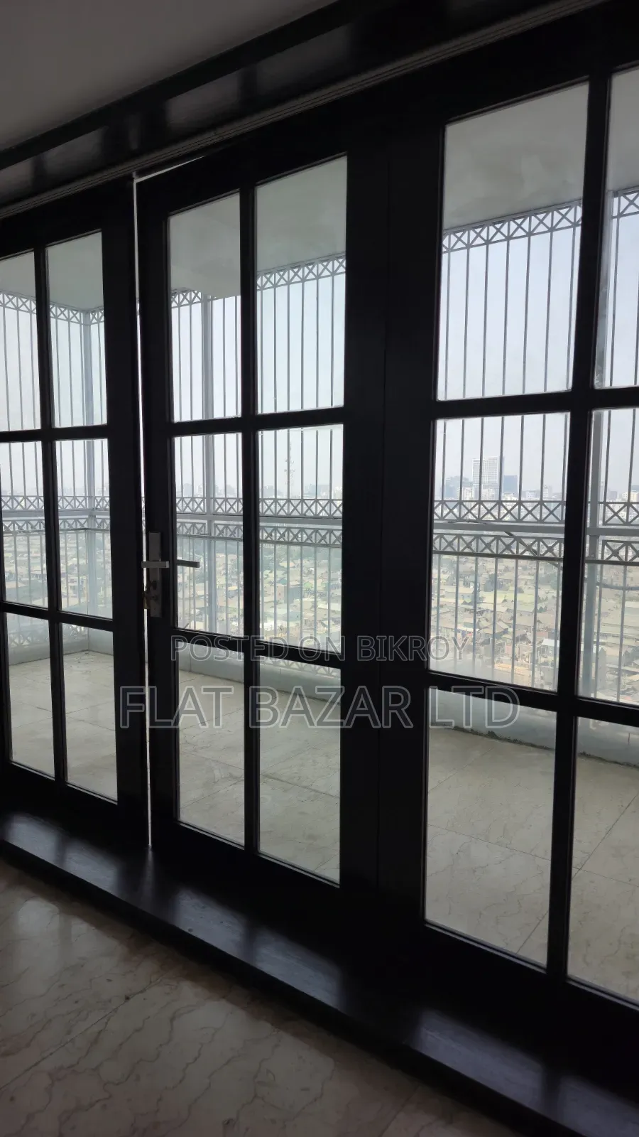 5-bedroom Duplex in Rangs, Gulshan for Rent