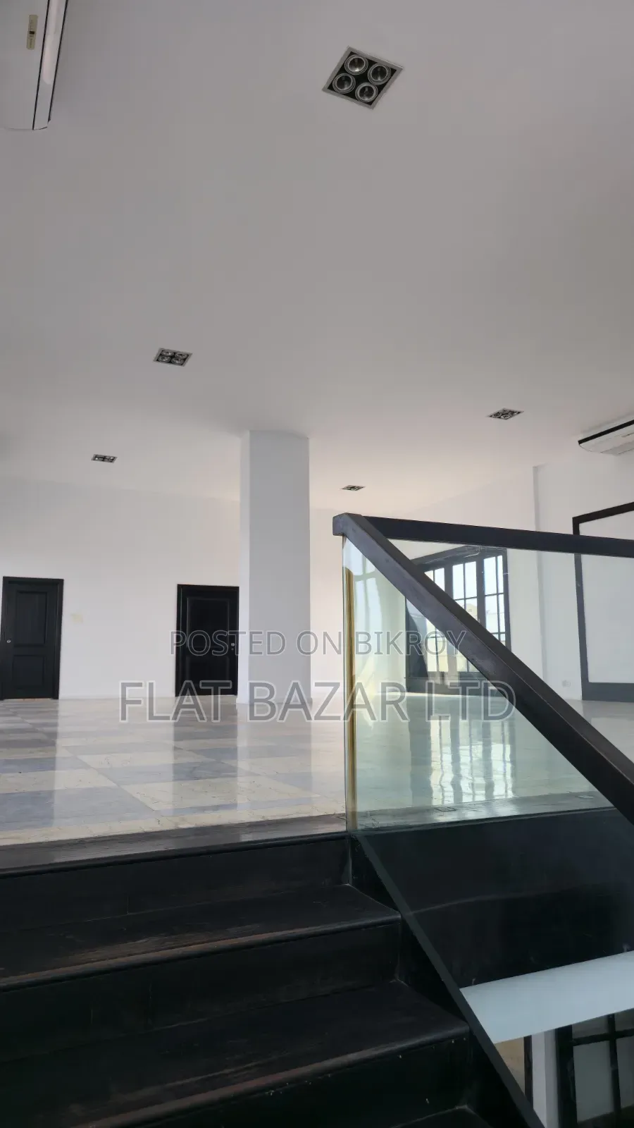 5-bedroom Duplex in Rangs, Gulshan for Rent