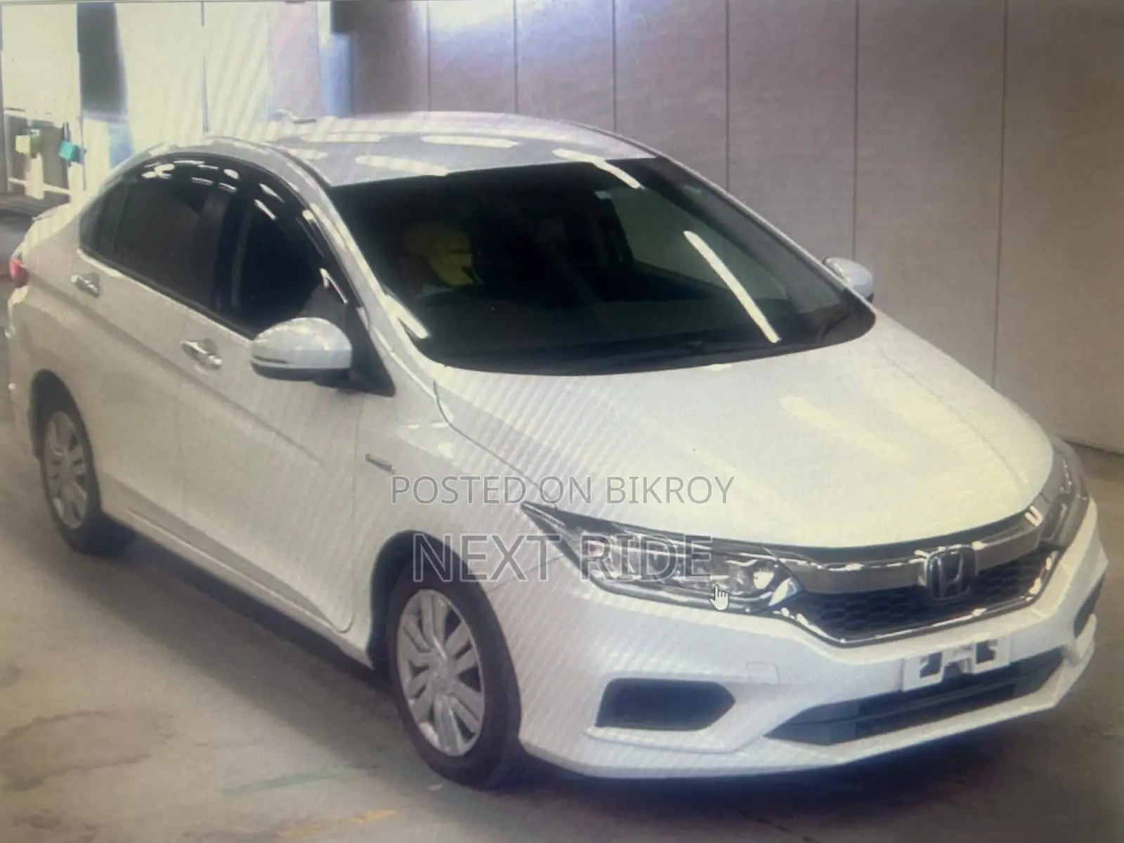Honda Grace 2020 Pearl