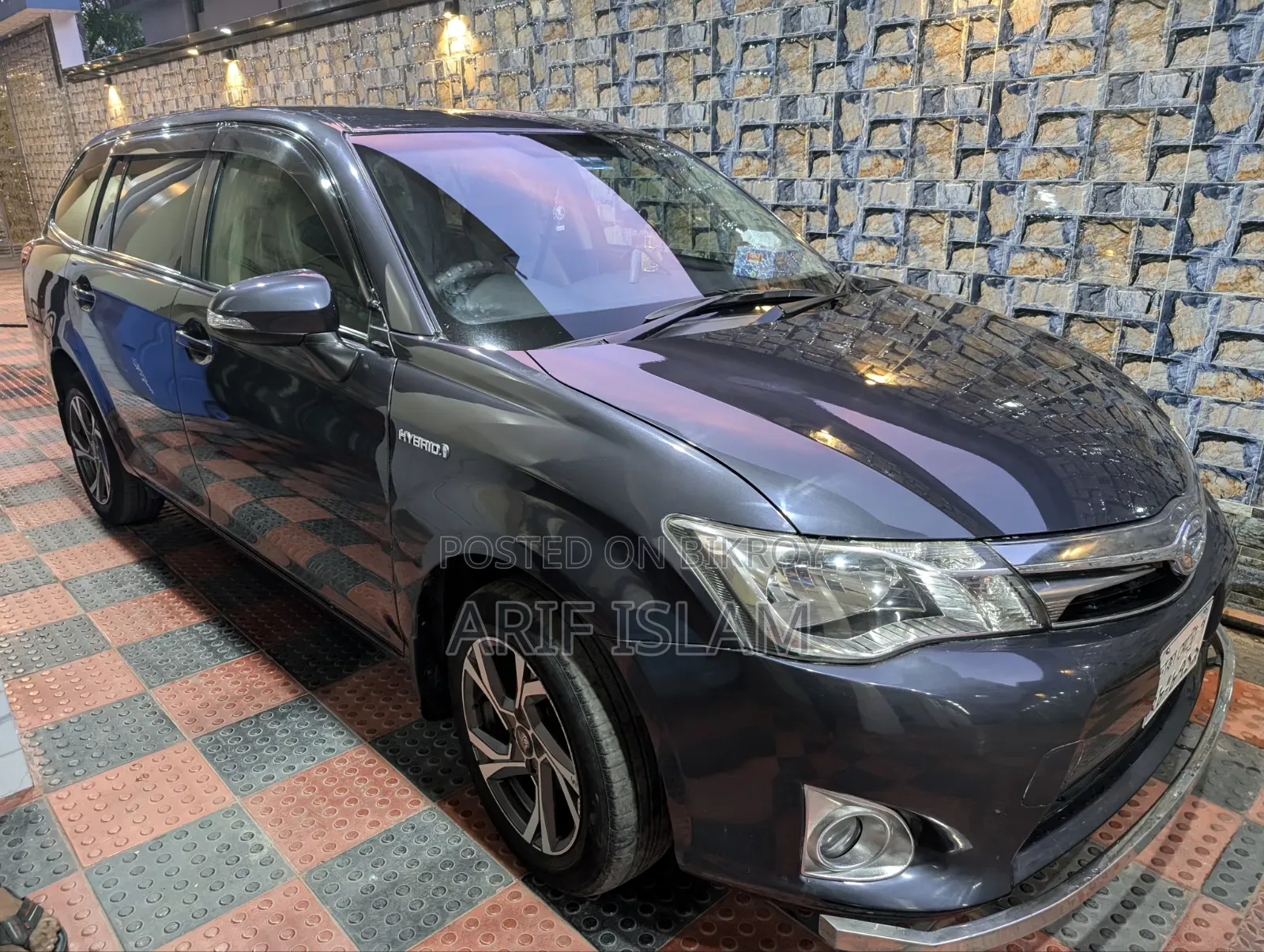 Toyota Corolla Fielder 1.5 Hybrid Front Wheel Drive 2014 Purple