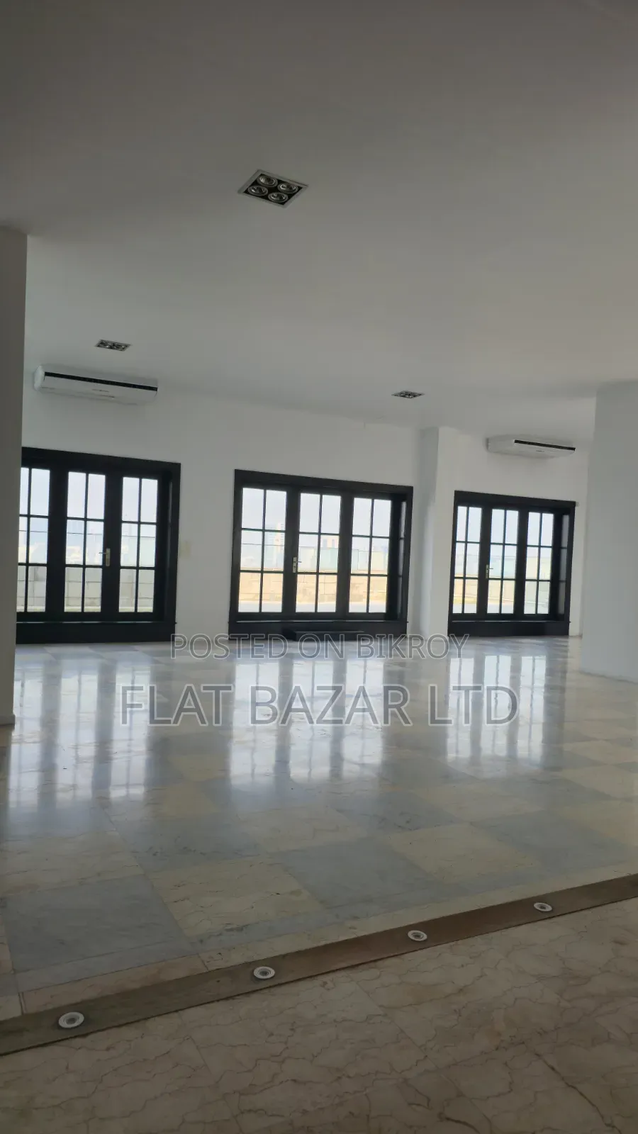 5-bedroom Duplex in Rangs, Gulshan for Rent