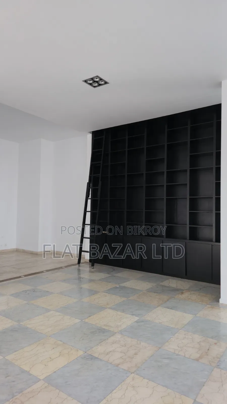 5-bedroom Duplex in Rangs, Gulshan for Rent