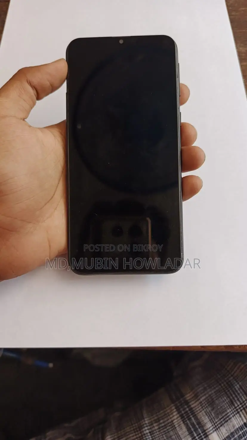 Samsung Galaxy M20 32 GB Black