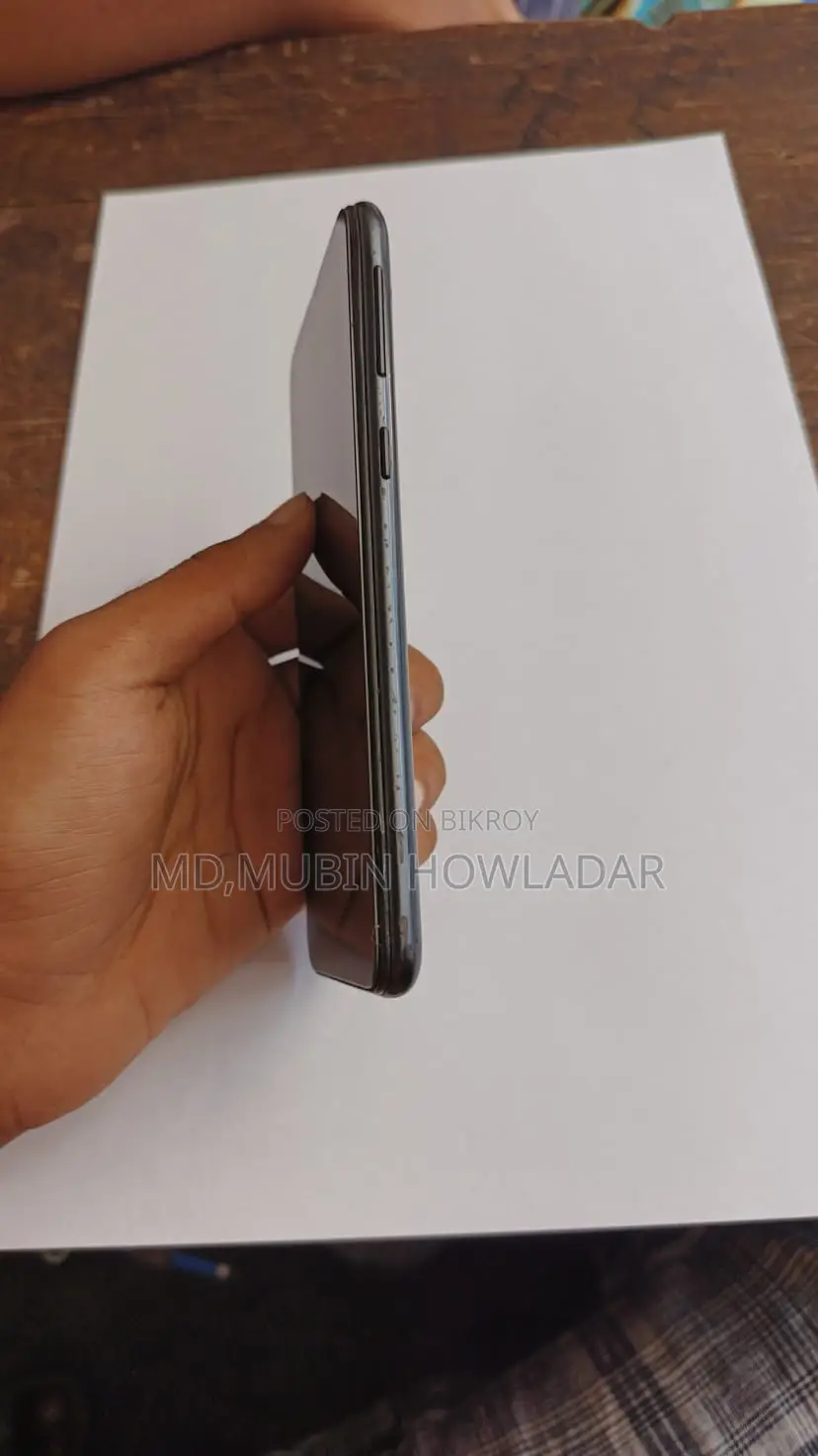 Samsung Galaxy M20 32 GB Black