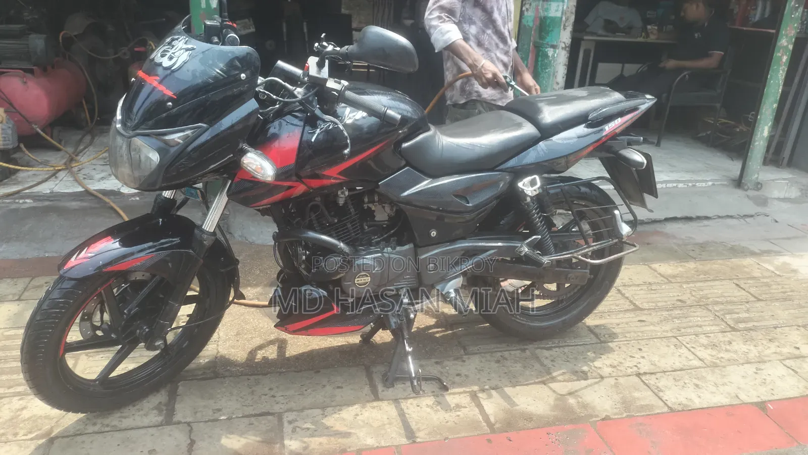 Bajaj Pulsar 150 2020 Black