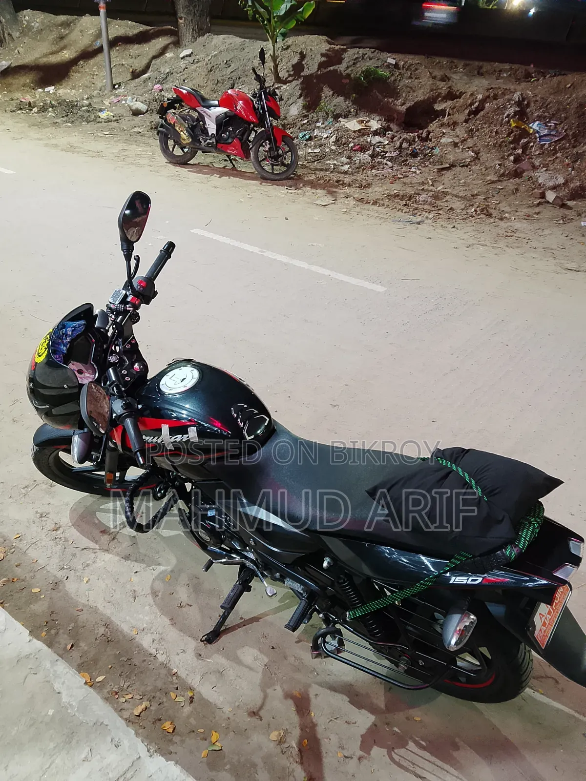 Bajaj Pulsar 150 2025 Red