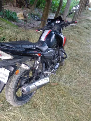 TVS Apache RTR 160 2V 2022 Black