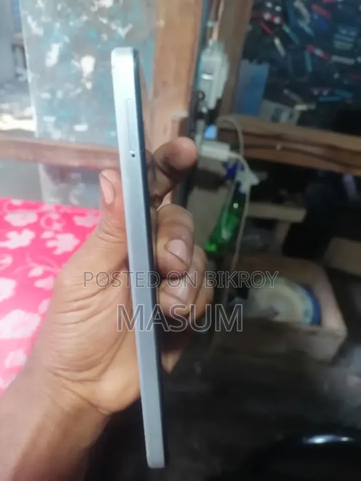 Tecno Spark Go 64 GB White