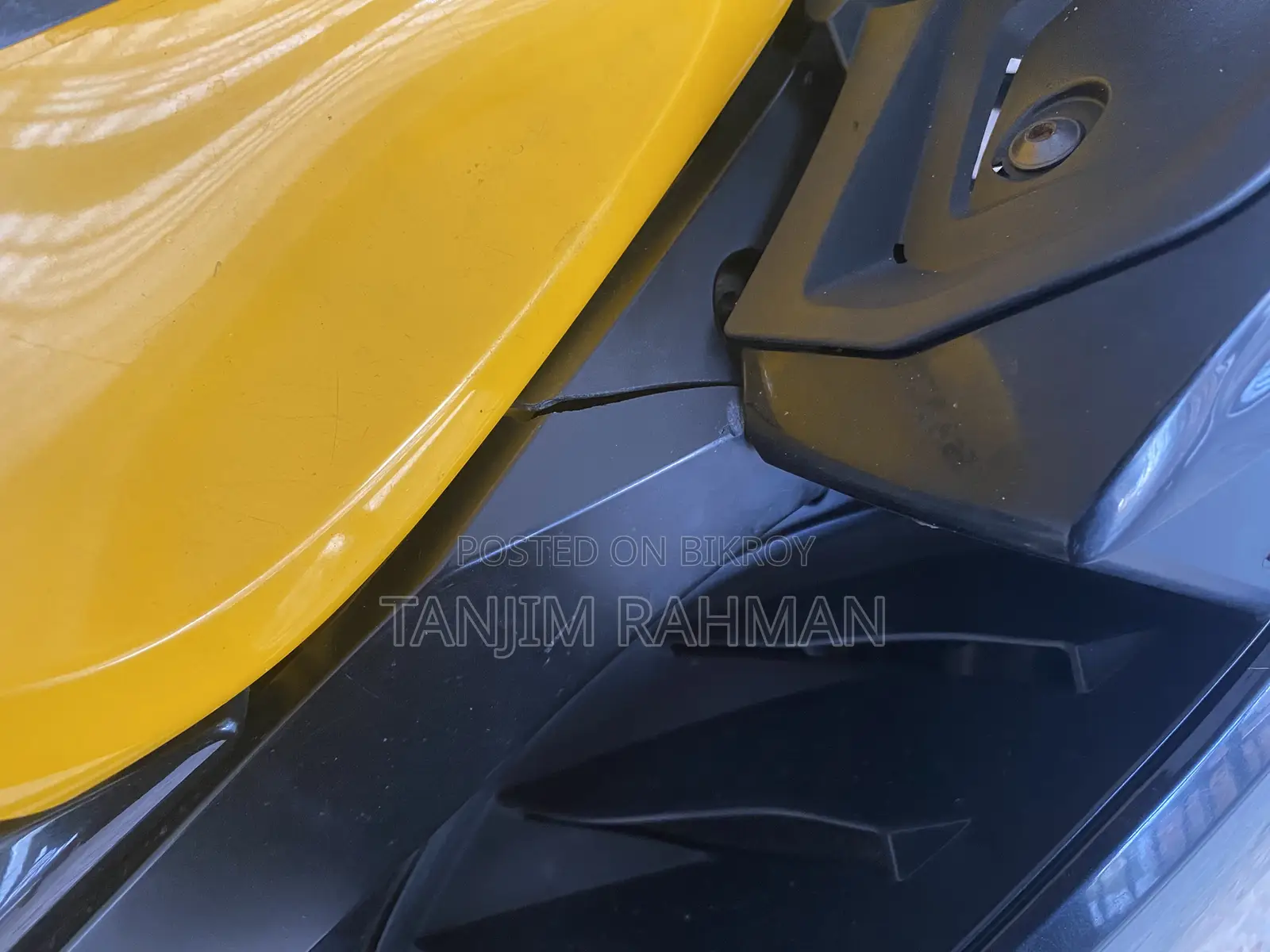 Suzuki GSX-R150 2022 Yellow