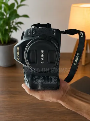 DSLR Camera