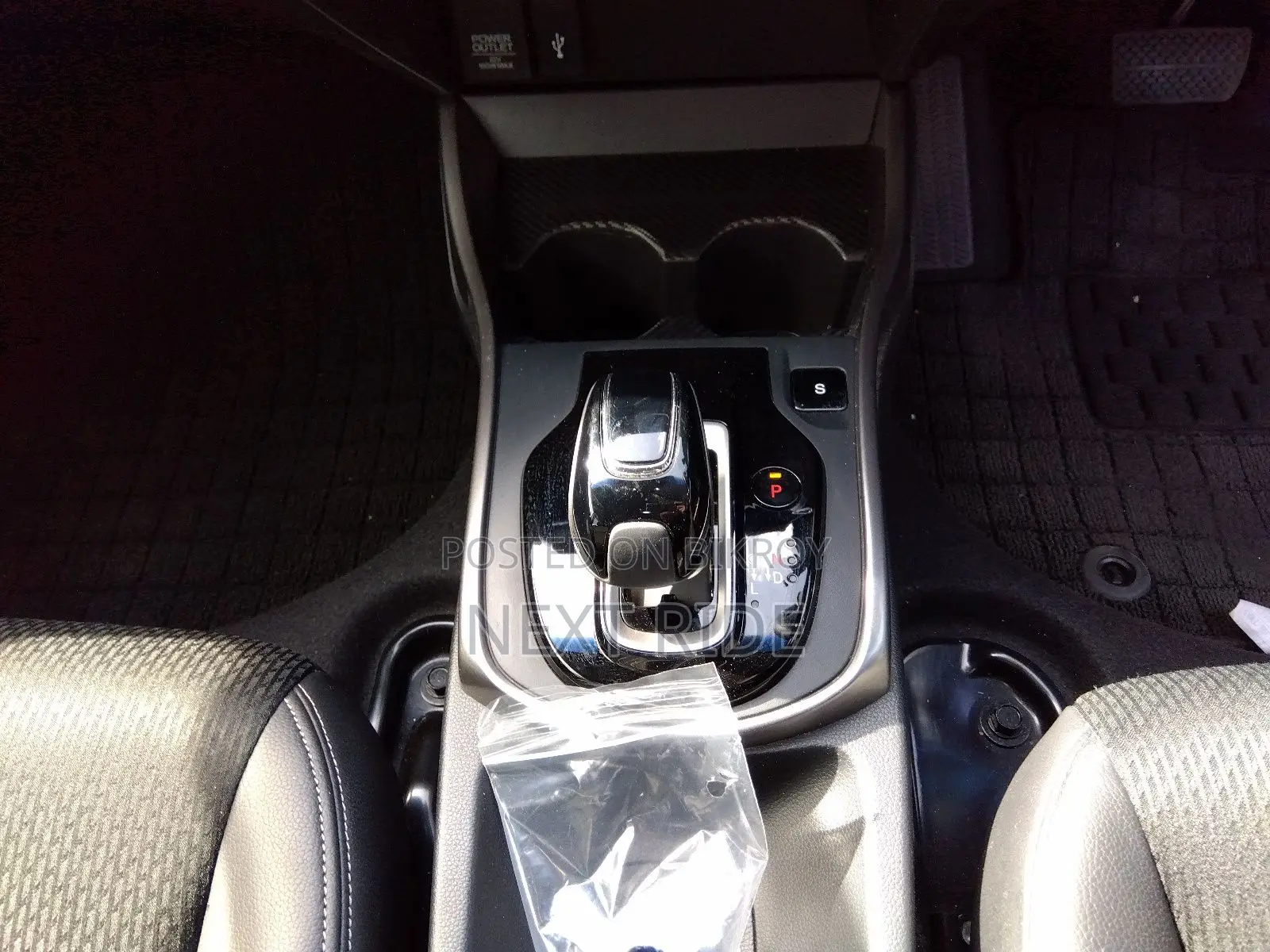 Honda Grace 2020 Pearl