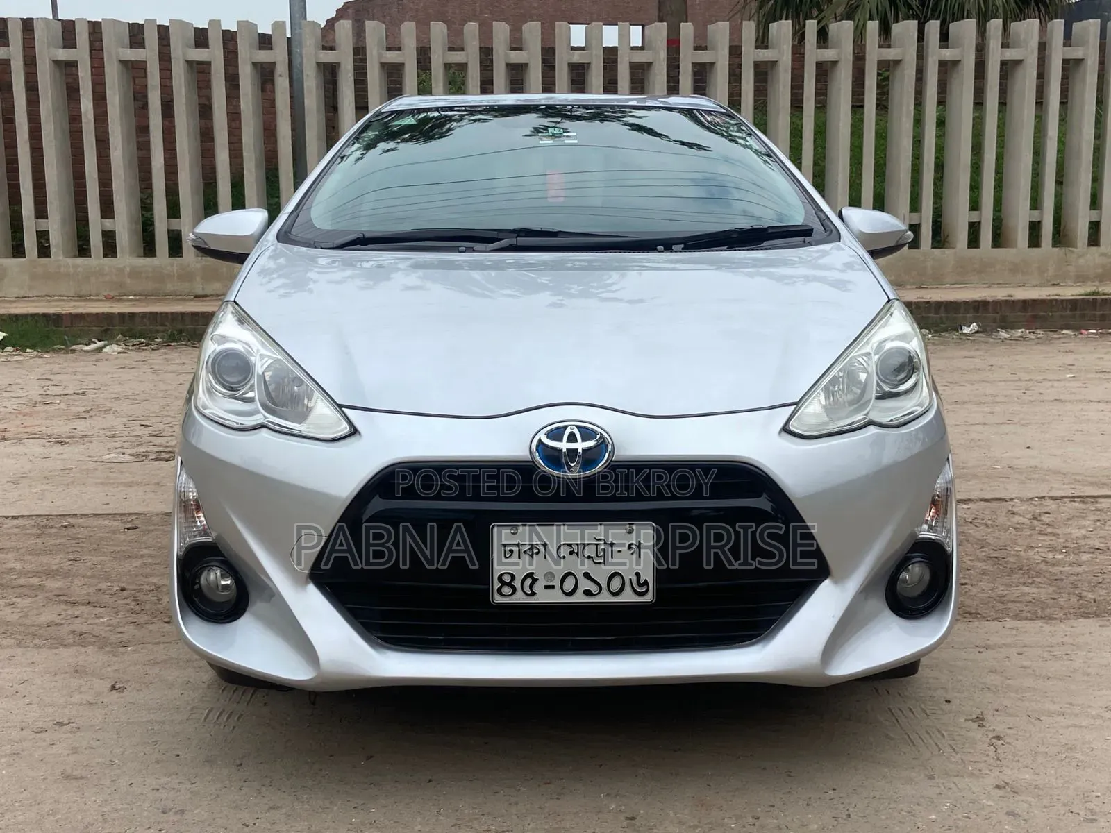 Toyota Aqua 2015 Silver