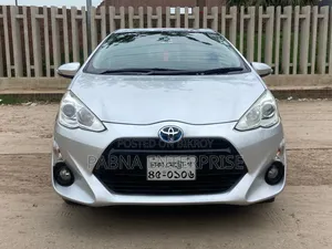 Toyota Aqua 2015 Silver