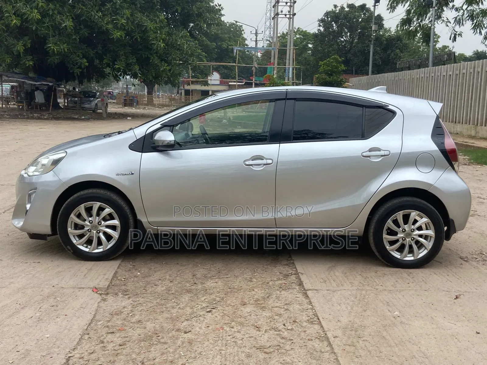 Toyota Aqua 2015 Silver