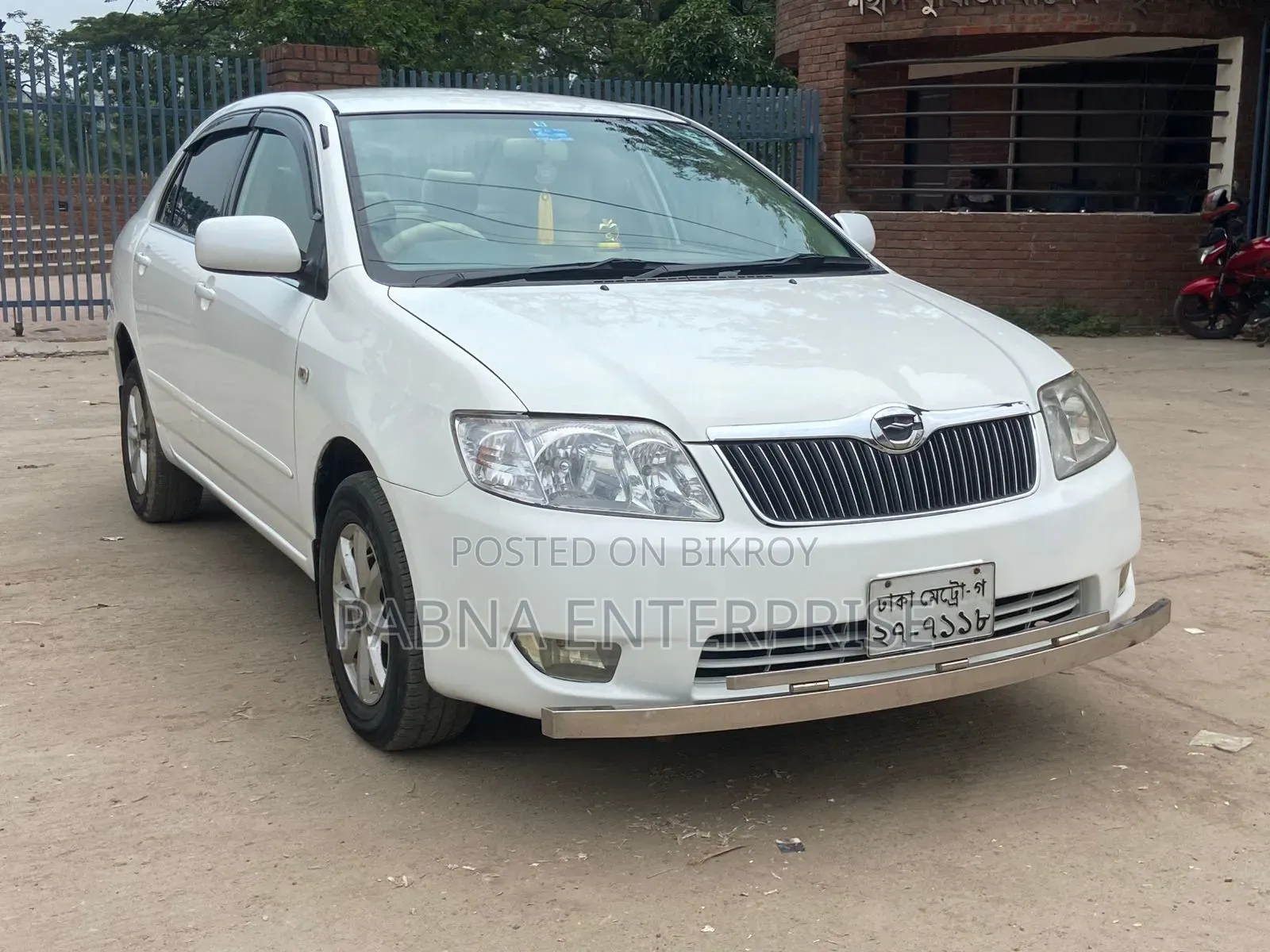 Toyota Corolla 2005 White
