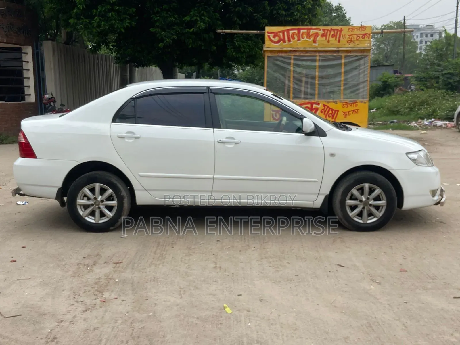 Toyota Corolla 2005 White