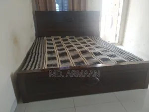 Big Bed (Almost New)