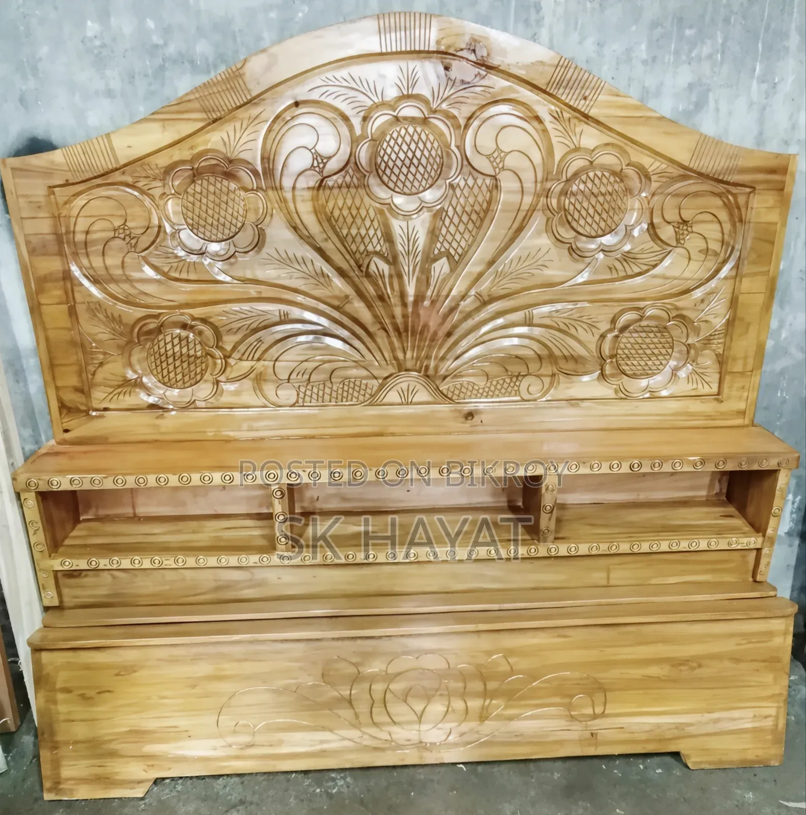 Buy new wooden beds from us at the lowest price