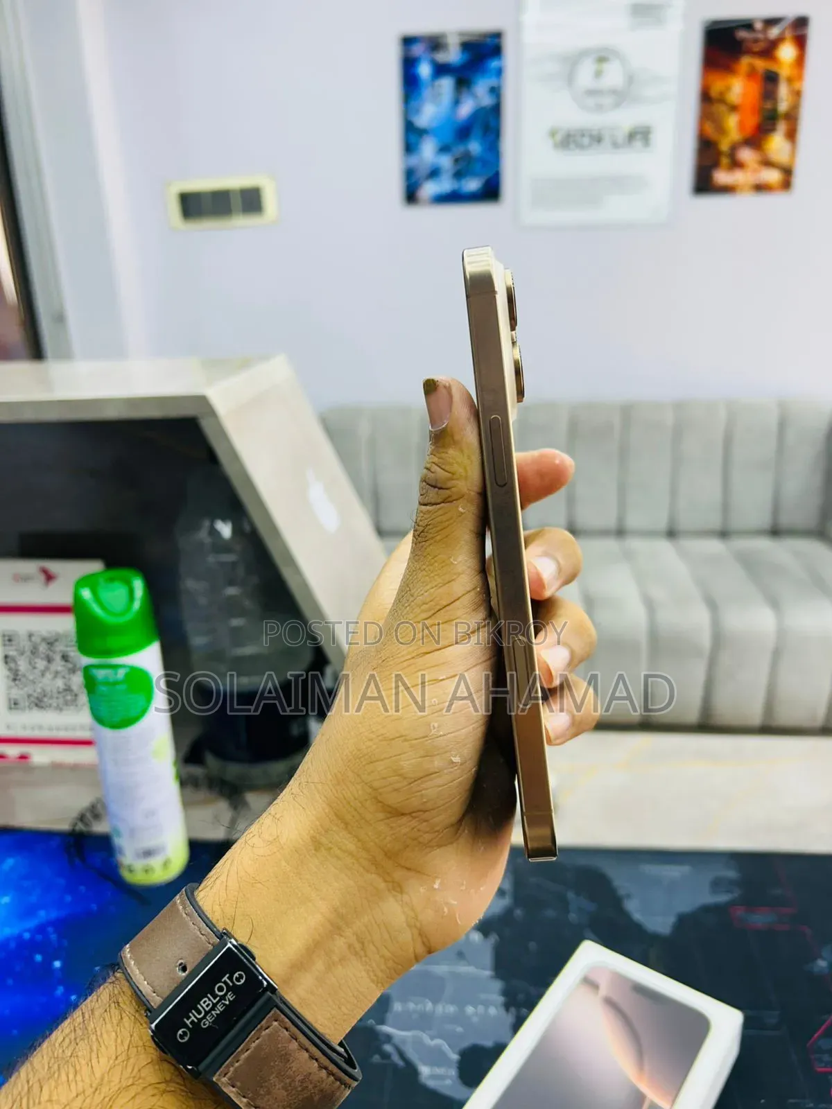 New Apple iPhone 16 Pro Max 256 GB Gold