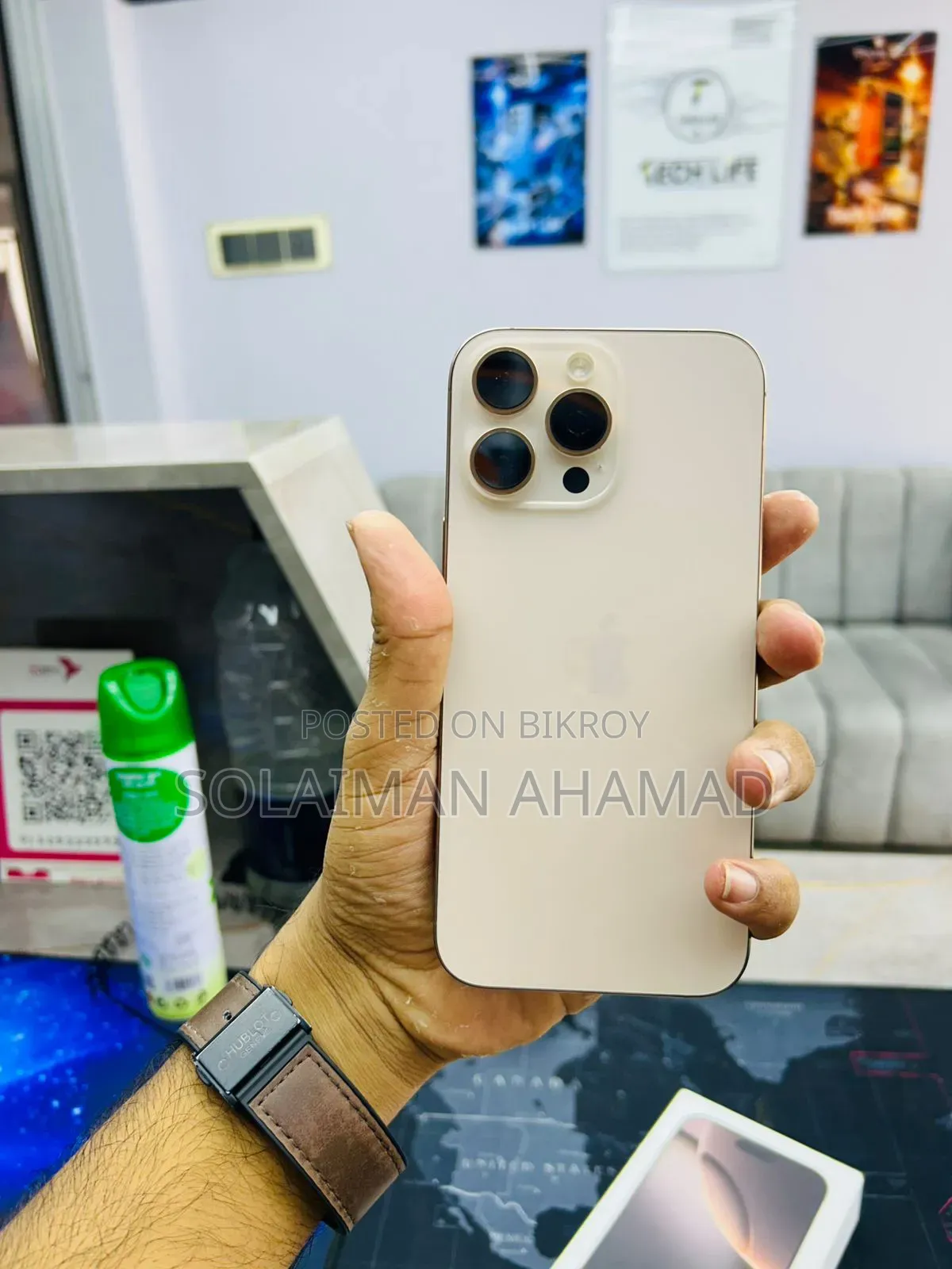 New Apple iPhone 16 Pro Max 256 GB Gold