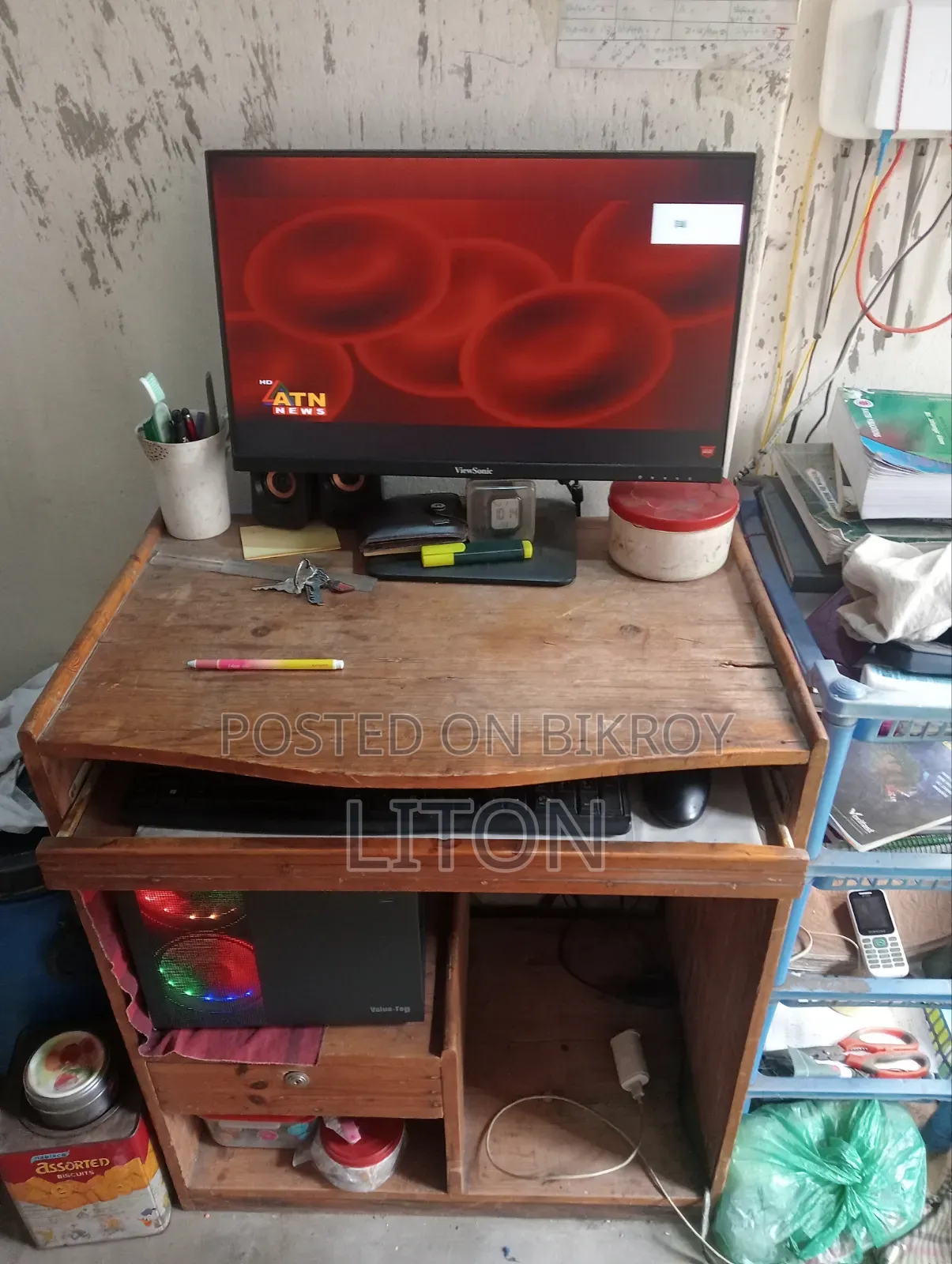ভালো মানের কাঠের কম্পিউটার টেবিল বিক্রি হবে