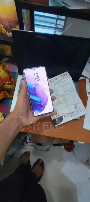 New Samsung Galaxy S21+ 5G 128 GB Purple