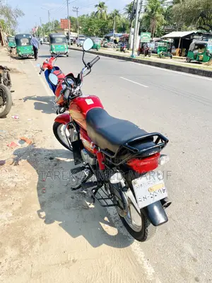 Hero HF Deluxe 2016 Red