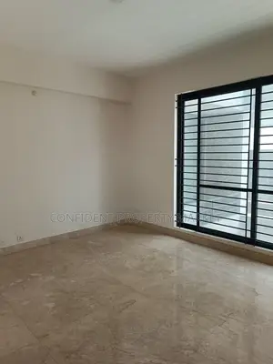 4-bedroom Apartment in Baridhara for Rent