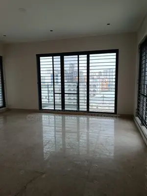 4-bedroom Apartment in Baridhara for Rent